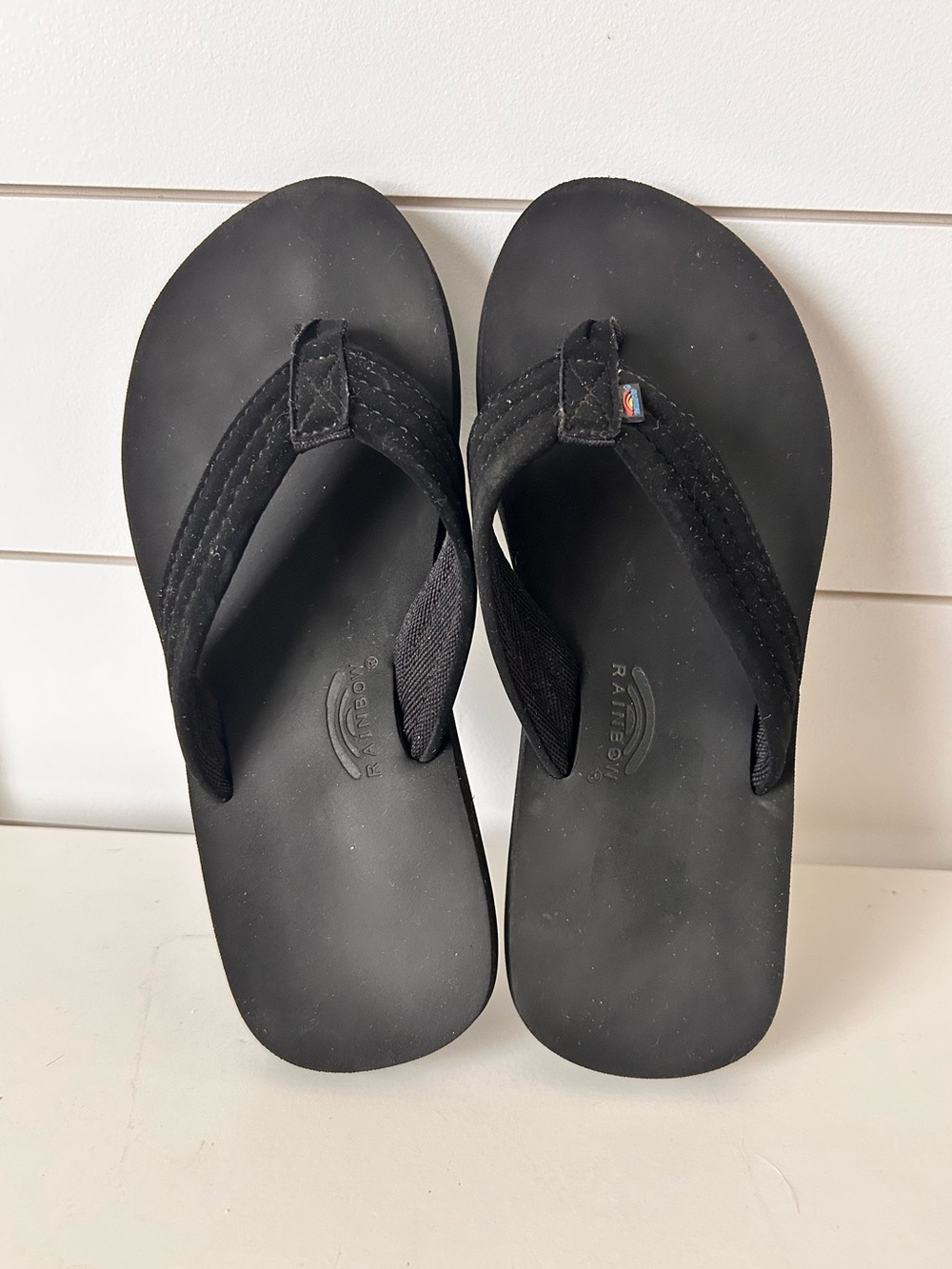 Big Kids' Rainbow The Grombo Flip Flop Sandals